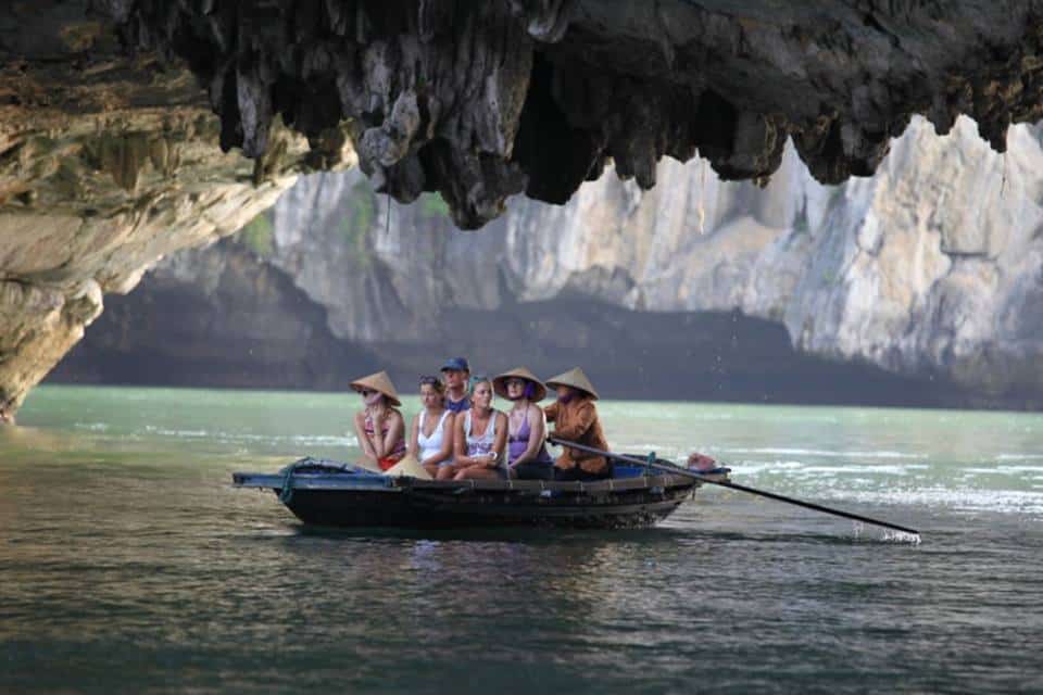 HANOI – HALONG BAY 2 DAYS 1 NIGHT WITH ACLASS CRUISE