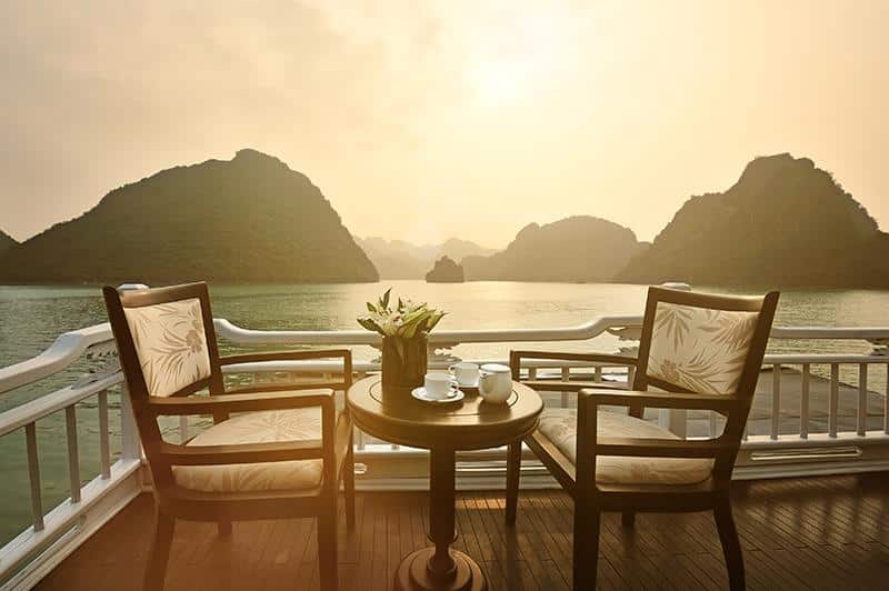 HALONG BAY 2 DAYS 1 NIGHT WITH PARADISE LUXURY CRUISE