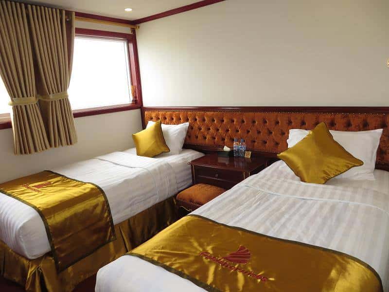 HALONG BAY 2 DAYS 1 NIGHT WITH GOLDEN CRUISE