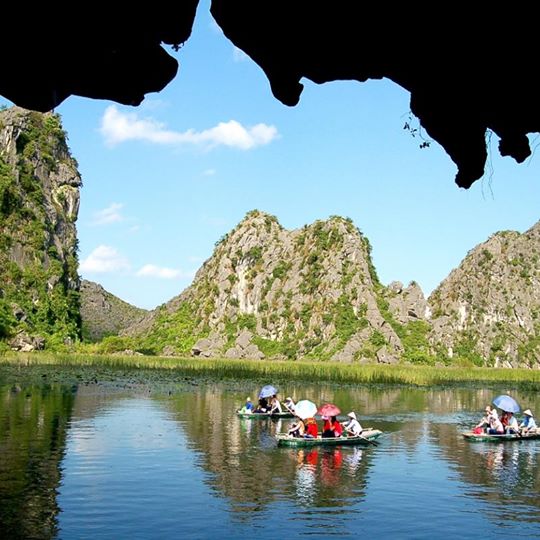 HANOI – HOA LU – TAM COC – HA LONG 5 DAYS 4 NIGHTS WITH LA VELA CRUISE