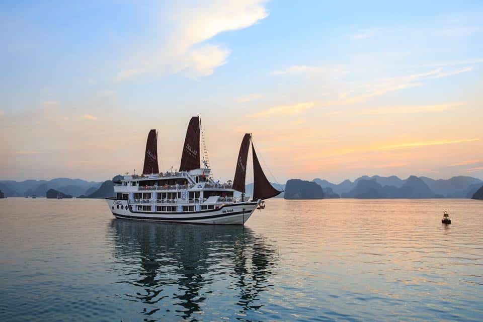 HANOI – HOA LU – TAM COC – HA LONG 4 DAYS 3 NIGHTS WITH ACLASS CRUISE