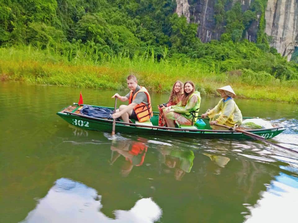 HANOI – BAI DINH – TRANG AN – HA LONG 4 DAYS 3 NIGHTS WITH GALAXY CRUISE