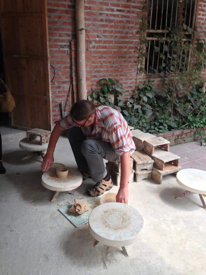 HANOI – BAT TRANG POTTERY VILLAGE BIKING & FARMING TOUR