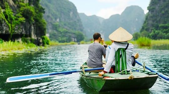 HANOI – HOA LU – TAM COC – HA LONG 5 DAYS 4 NIGHTS WITH GOLDEN LOTUS PREMIUM